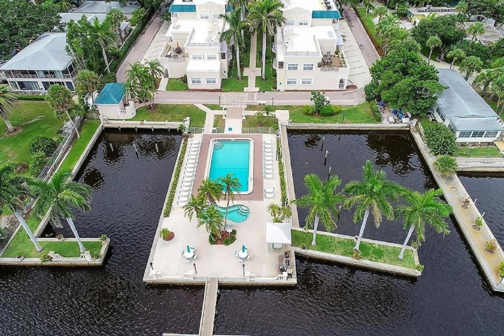 Апартаменты Palm Bay Club Сиеста-Ки Экстерьер фото